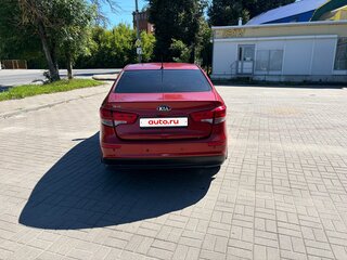 2016 Kia Rio III Рестайлинг, красный, 890000 рублей, вид 3
