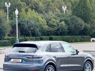 2018 Porsche Cayenne III, серый, 7450000 рублей, вид 4