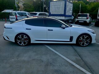 2018 Kia Stinger I, белый, 3000000 рублей, вид 4