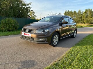 2017 Volkswagen Polo V Рестайлинг, коричневый, 1200000 рублей, вид 1