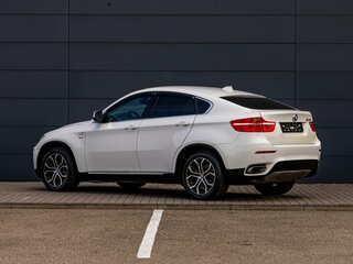2010 BMW X6 50i 8-speed I (E71), белый, 1595000 рублей, вид 4