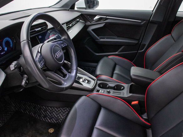 2021 Audi A3 35 TFSI IV (8Y), белый, 2550000 рублей - вид 9
