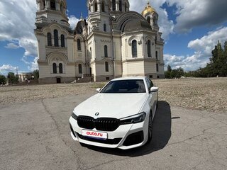 2020 BMW 5 серии 520i VII (G30/G31/G38), белый, 3800000 рублей, вид 2