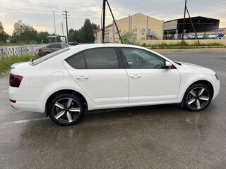 2014 Skoda Octavia III (A7), белый, 1060000 рублей, вид 4