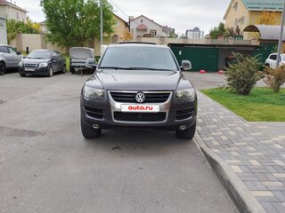 2008 Volkswagen Touareg I Рестайлинг, коричневый, 1270000 рублей, вид 1