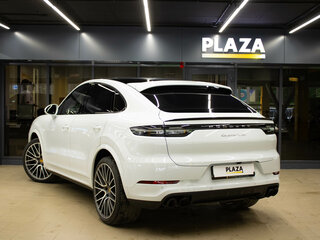 2019 Porsche Cayenne Turbo Coupé III, белый, 9850000 рублей, вид 3