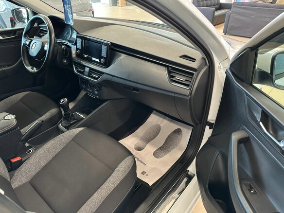 2020 Skoda Rapid II, белый, 1099999 рублей - вид 12