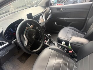 2019 Hyundai Solaris II, серый, 850000 рублей, вид 4