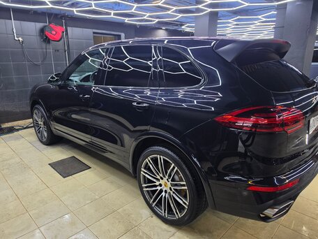 2016 Porsche Cayenne Diesel II Рестайлинг (958), чёрный, 4300000 рублей, вид 1