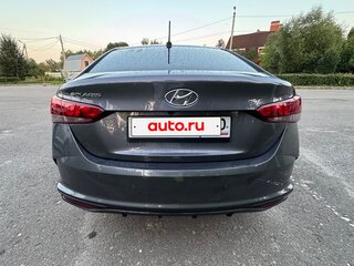 2021 Hyundai Solaris II Рестайлинг, серый, 1555000 рублей, вид 4