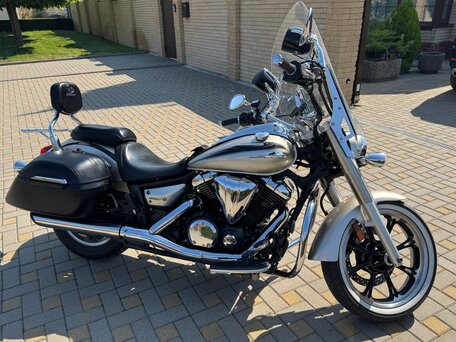 2010 Yamaha XVS950, серебристый, 670000 рублей, вид 1