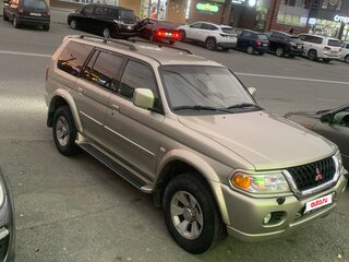2007 Mitsubishi Pajero Sport I Рестайлинг, бежевый, 950000 рублей, вид 3