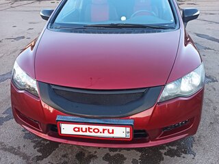 2011 Honda Civic VIII Рестайлинг, красный, 850000 рублей, вид 2