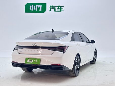 2022 Hyundai Elantra VII (CN7), белый, 1615000 рублей, вид 3