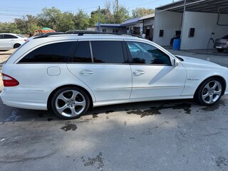 2005 Mercedes-Benz E-Класс 500 III (W211, S211), белый, 990000 рублей, вид 3