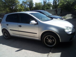 2004 Volkswagen Golf V, серый, 500000 рублей, вид 4
