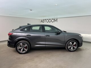 2026 Audi Q3 TFSI III (FJ), серый, 6970000 рублей, вид 5