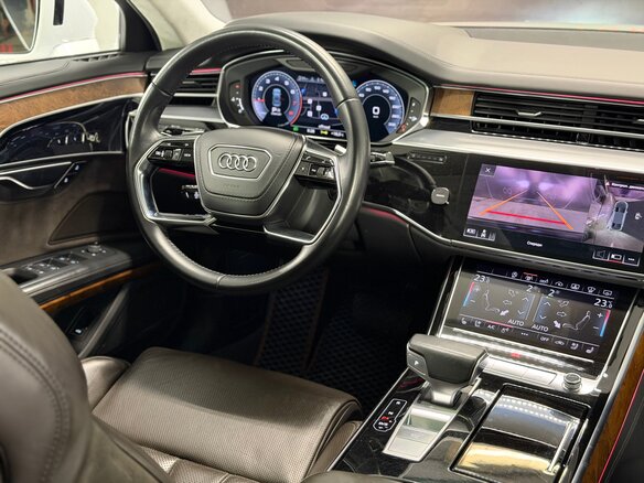 2019 Audi A8 Long 55 TFSI IV (D5), белый, 4790000 рублей - вид 28