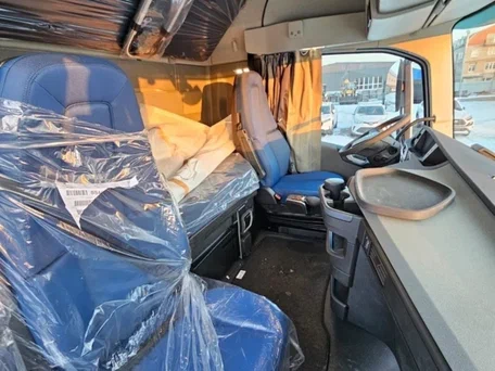 2024 Volvo FH, белый, 15000000 рублей, вид 5