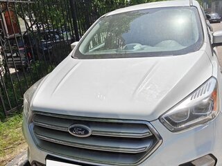 2016 Ford Kuga II Рестайлинг, белый, 1700000 рублей, вид 2