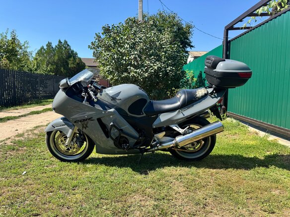 2001 Honda CBR 1100 XX, серый, 595000 рублей - вид 1