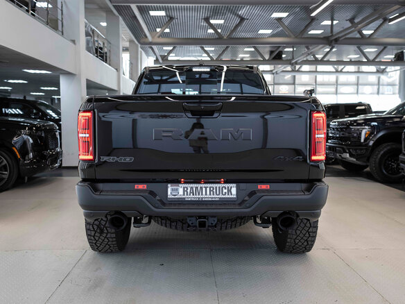 2026 Ram 1500 RHO V Рестайлинг, чёрный, 11495999 рублей - вид 6