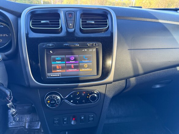 2018 Renault Logan Stepway II Рестайлинг, серый, 750000 рублей - вид 8