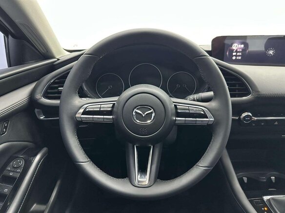 2023 Mazda 3 Axela IV (BP), белый, 1650000 рублей - вид 8