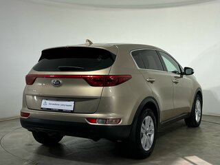2017 Kia Sportage IV, коричневый, 2120000 рублей, вид 4
