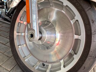 2018 Harley-Davidson Fat Boy, белый, 2550000 рублей, вид 5