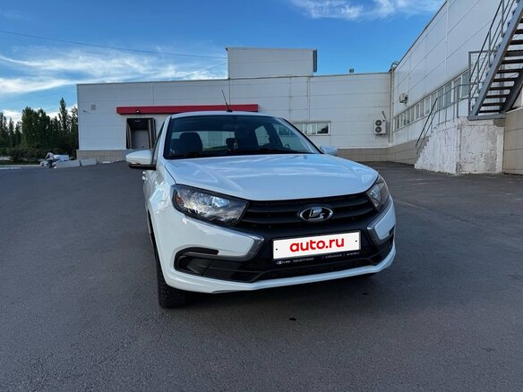 2023 Lada (ВАЗ) Granta I Рестайлинг, белый, 800000 рублей - вид 2