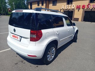 2015 Skoda Yeti I Рестайлинг, белый, 1075000 рублей, вид 4