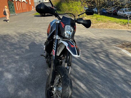 2011 KTM 690 SMC, оранжевый, 450000 рублей, вид 1