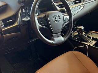 2021 Lexus ES 250 VII, серый, 4950000 рублей, вид 3