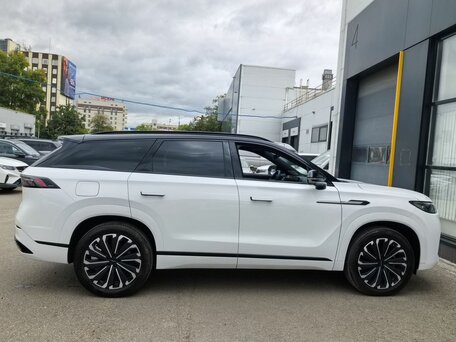 2024 Jaecoo J8, белый, 3150000 рублей, вид 4