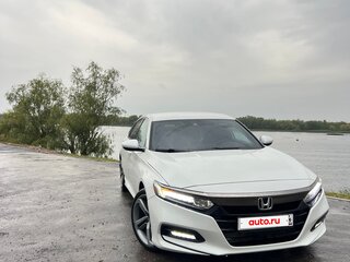2018 Honda Accord X, белый, 1800000 рублей, вид 3