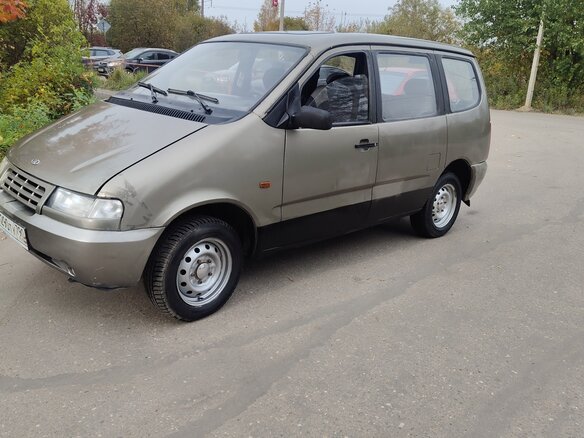 2002 Lada (ВАЗ) 2120 Надежда I, зелёный
