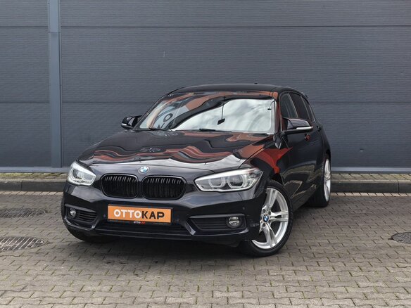 2017 BMW 1 серии 118i II (F20/F21) Рестайлинг, чёрный, 1649000 рублей