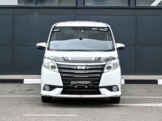 2014 Toyota Noah III (R80), белый, 1539000 рублей, вид 3