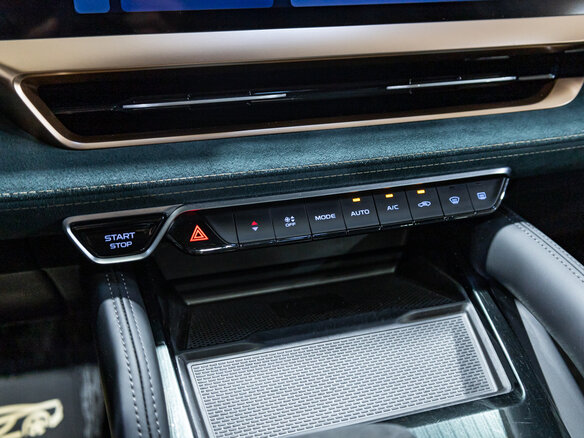 2023 Geely Monjaro I, синий, 3100000 рублей - вид 26