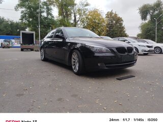 2007 BMW 5 серии 530i V (E60/E61) Рестайлинг, чёрный, 1500000 рублей, вид 3