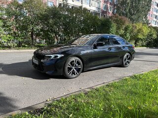 2024 BMW 3 серии 320i VII (G2x) Рестайлинг, чёрный, 5645000 рублей, вид 3