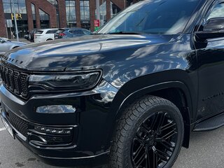 2023 Jeep Wagoneer WS, чёрный, 9750000 рублей, вид 2
