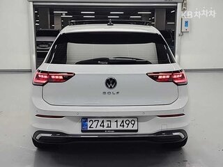 2025 Volkswagen Golf VIII Рестайлинг, белый, 2650000 рублей, вид 4