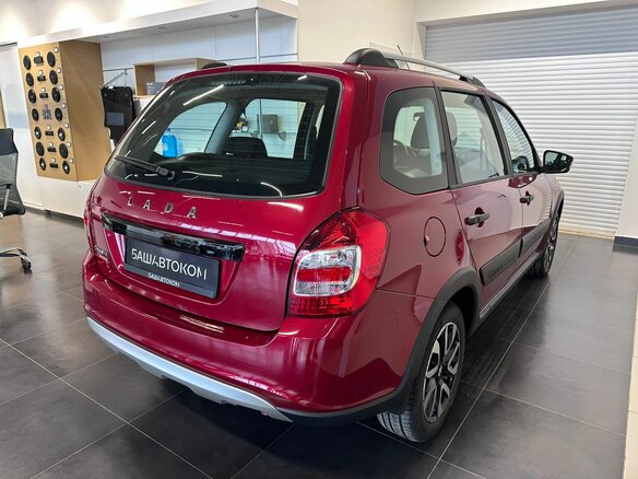 2026 Lada (ВАЗ) Granta Cross I Рестайлинг, красный, 1246000 рублей - вид 6