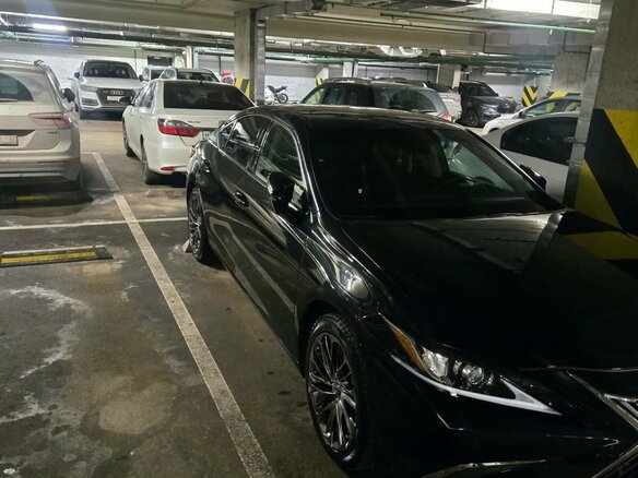 2021 Lexus ES 350 VII, чёрный, 4200000 рублей - вид 2