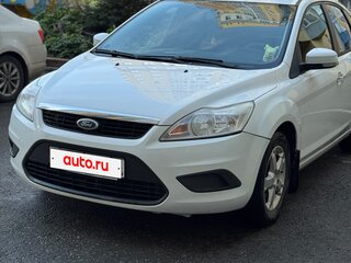 2011 Ford Focus II Рестайлинг, белый, 590000 рублей, вид 4