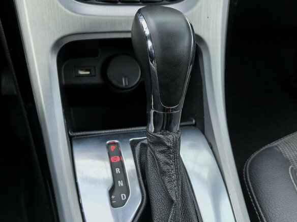 2012 Opel Astra GTC J Рестайлинг, жёлтый - вид 18
