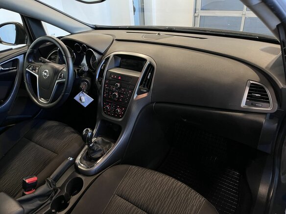 2014 Opel Astra J Рестайлинг, серый, 704000 рублей - вид 11