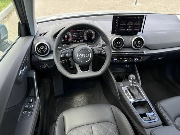 2026 Audi Q2 L 35 TFSI I Рестайлинг, серый, 3295000 рублей - вид 24